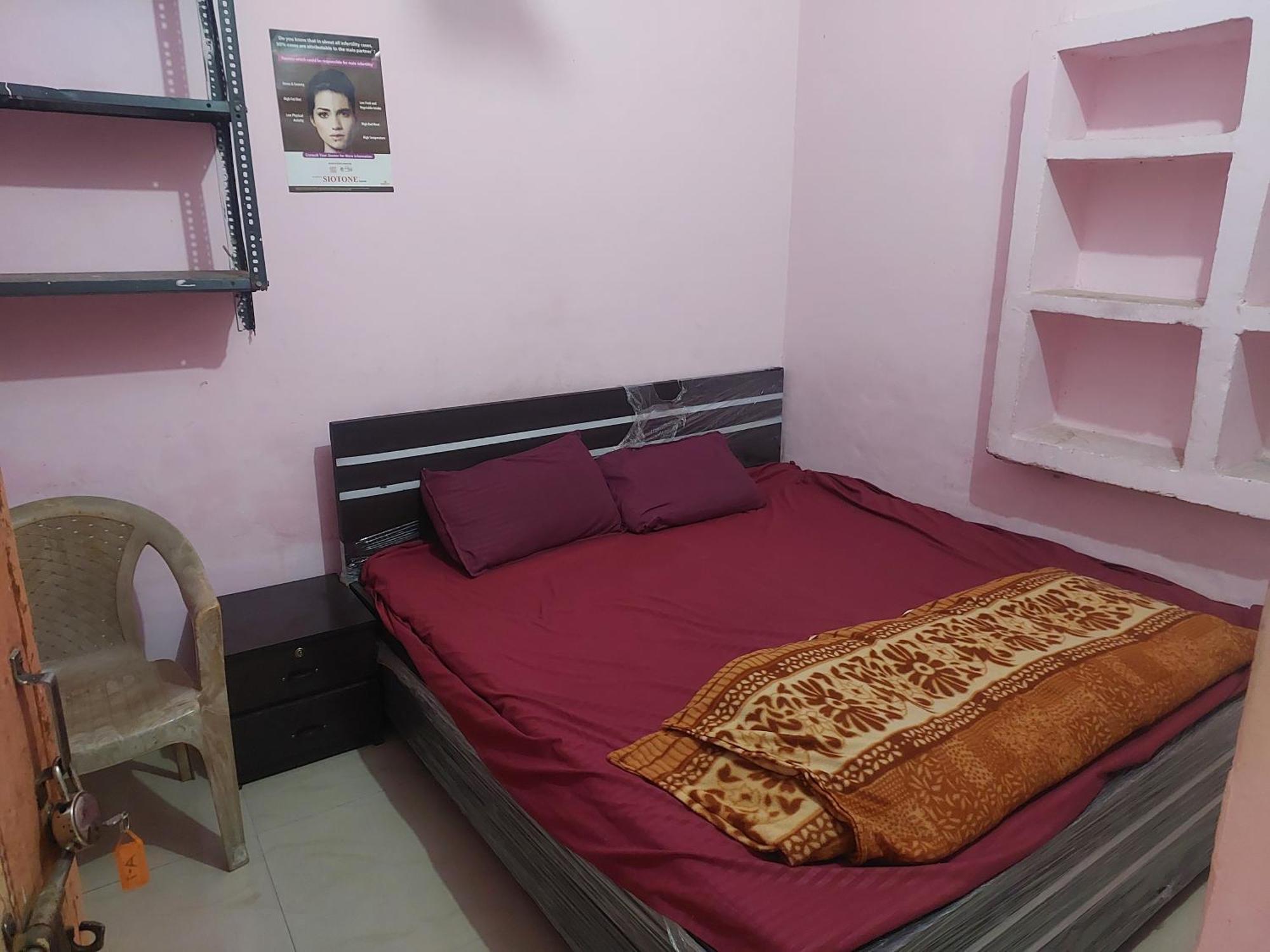 Kanti Devi Seva Sadan Mathura Esterno foto