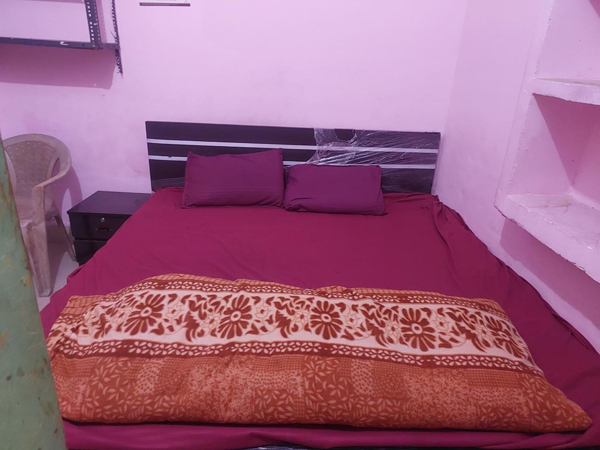 Kanti Devi Seva Sadan Mathura Esterno foto